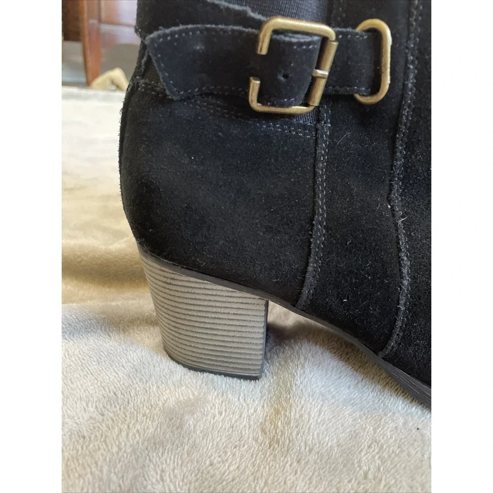 Skechers‎ Women's Booties Suede Ankle Black Basel Block Heels Size 10